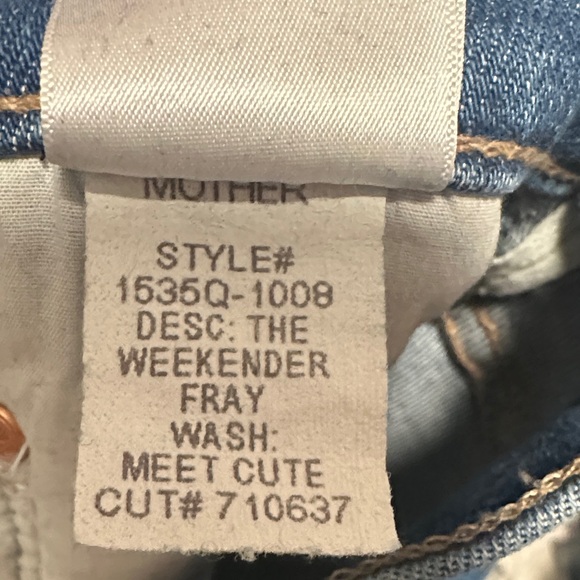 Mother Weekender Fray Jeans - Picture 9 of 9